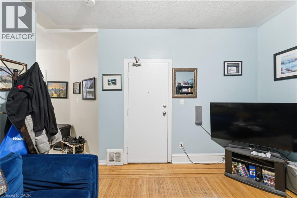 180 Emerald Street S, Hamilton, Ontario L8N 2V7 - Photo 7 - 40787840