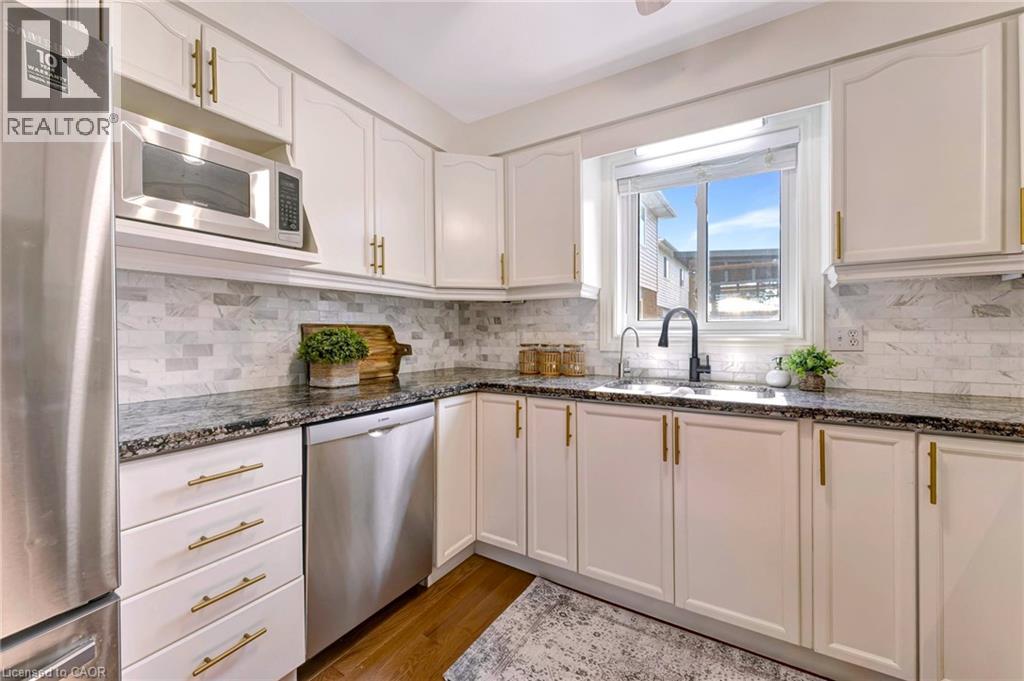 271 Newbury Drive, Kitchener, Ontario  N2N 3A3 - Photo 12 - 40770153