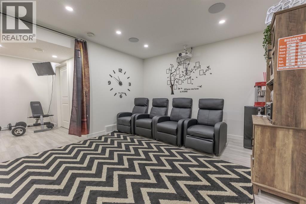 239 Sundown Road, Cochrane, Alberta  T4C 2R3 - Photo 18 - A2262360