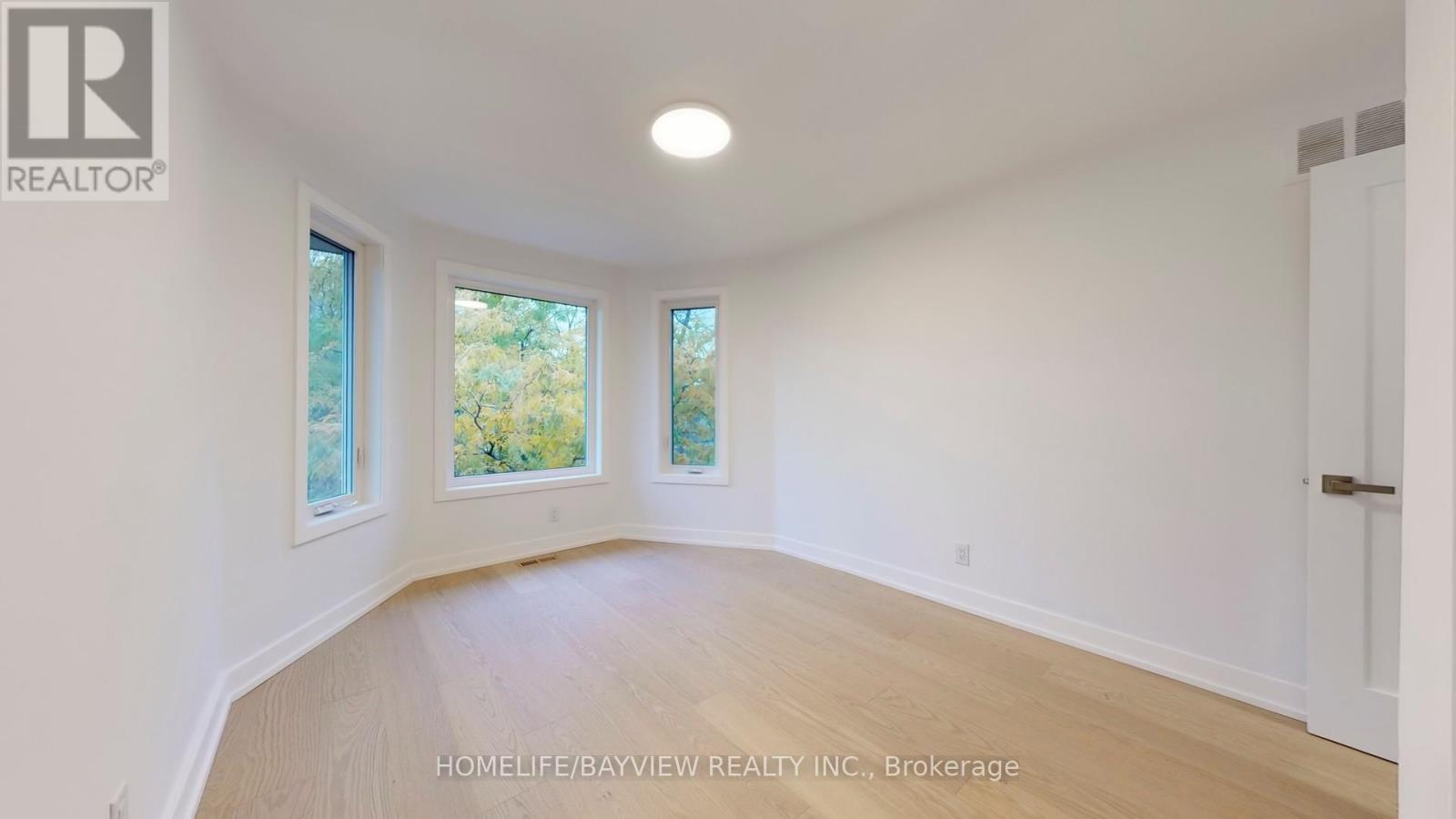 110 Roslin Avenue, Toronto, Ontario M4N 1Z4 - Photo 22 - C12521958