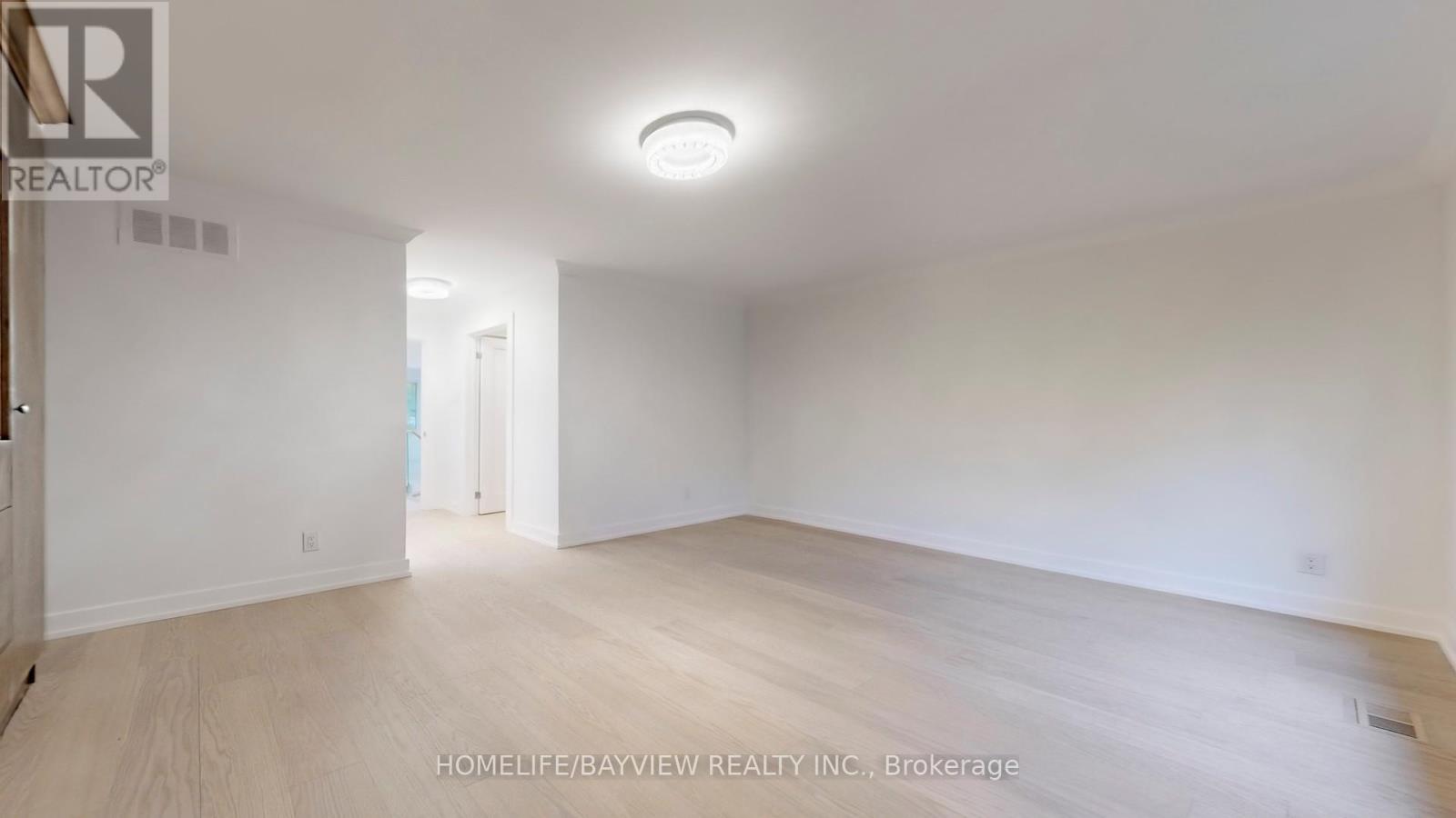 110 Roslin Avenue, Toronto, Ontario M4N 1Z4 - Photo 18 - C12521958