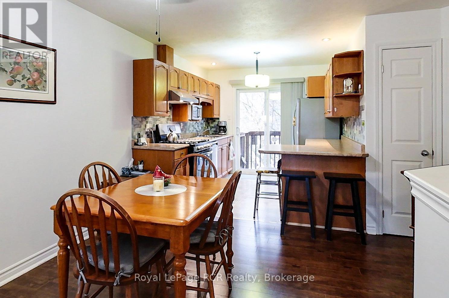 3 - 302 Park Street W, West Grey, Ontario  N0G 1R0 - Photo 5 - X11892373