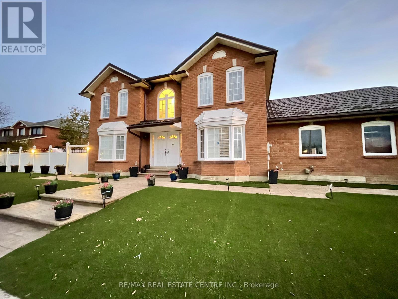 Basement - 356 Nahani Way, Mississauga, Ontario  L4Z 3B1 - Photo 25 - W12398834