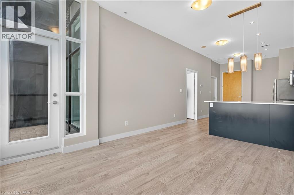 1 Victoria Street S Unit# 1804, Kitchener, Ontario  N2G 0B5 - Photo 7 - 40772579
