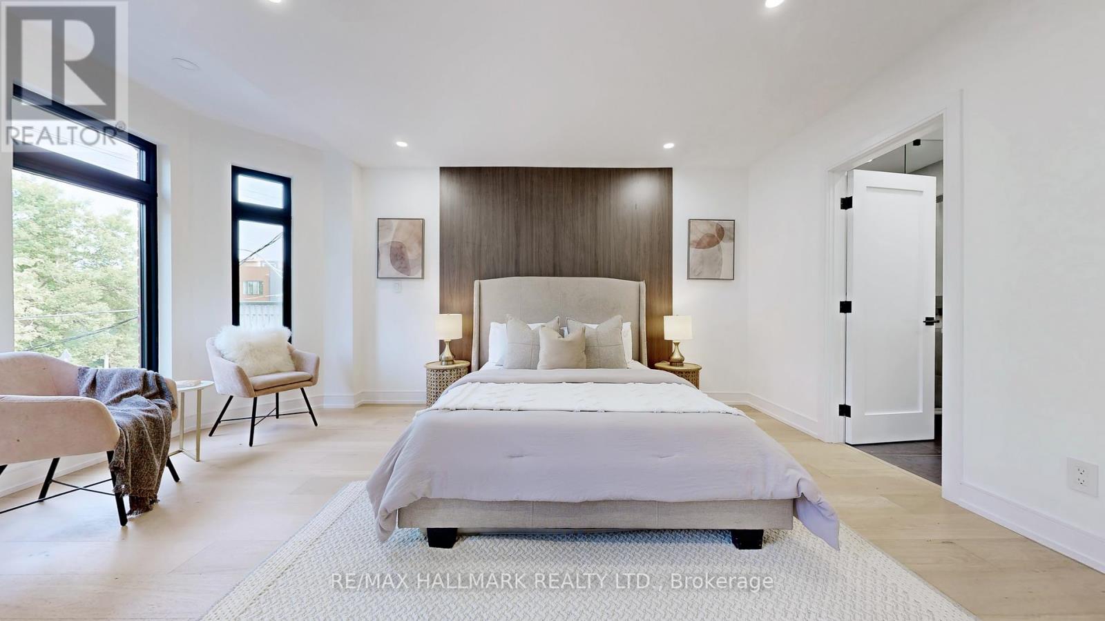 122 Crawford Street, Toronto, Ontario  M6J 2V4 - Photo 14 - C12543702