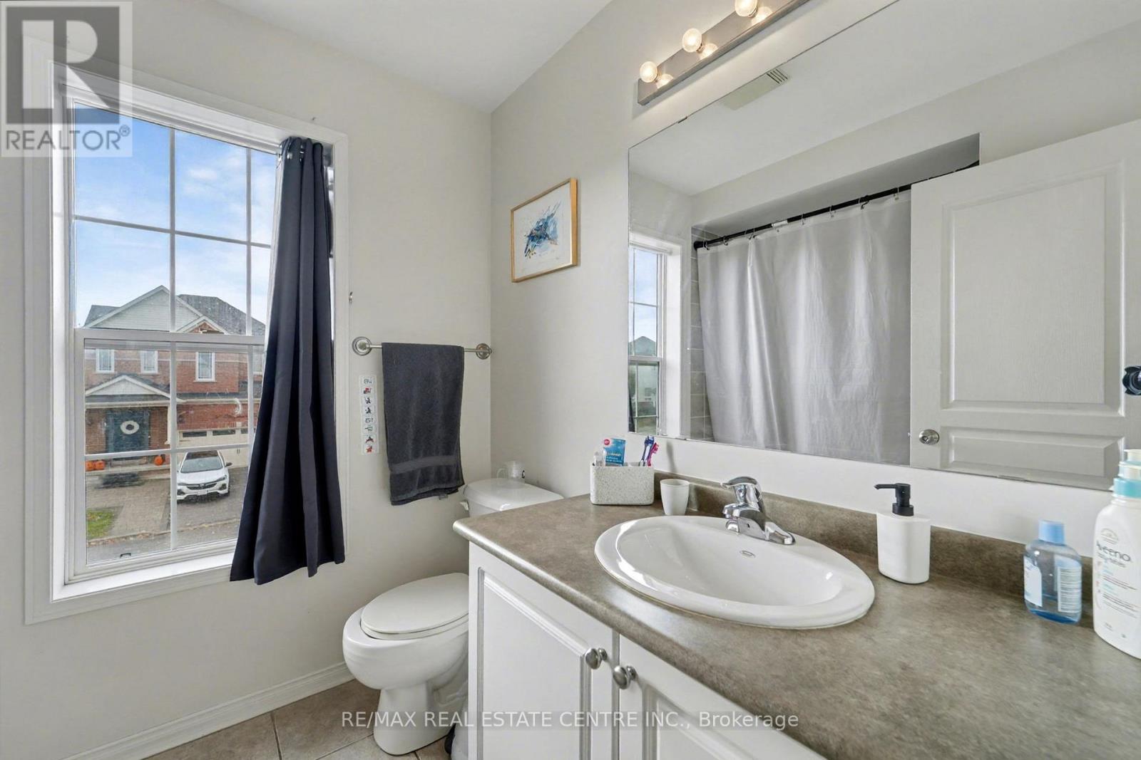 56 Vanguard Drive, Whitby, Ontario  L1M 2N8 - Photo 29 - E12543682