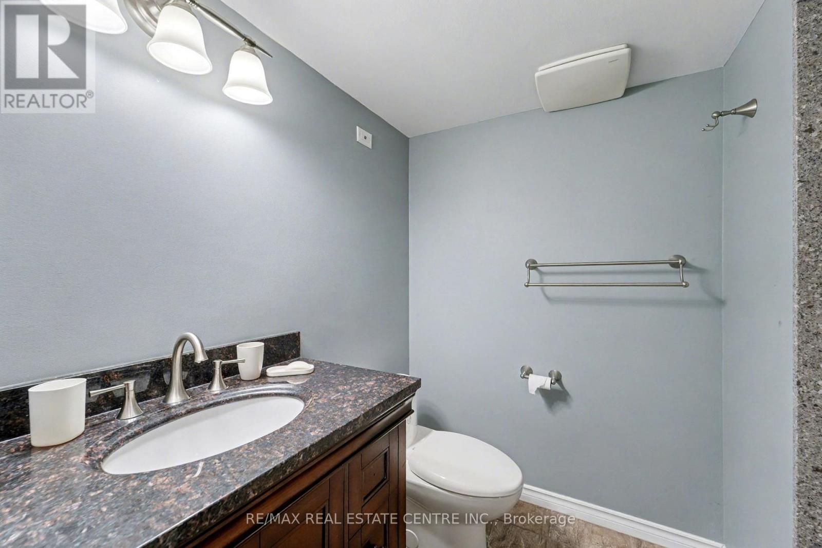 56 Vanguard Drive, Whitby, Ontario  L1M 2N8 - Photo 39 - E12543682