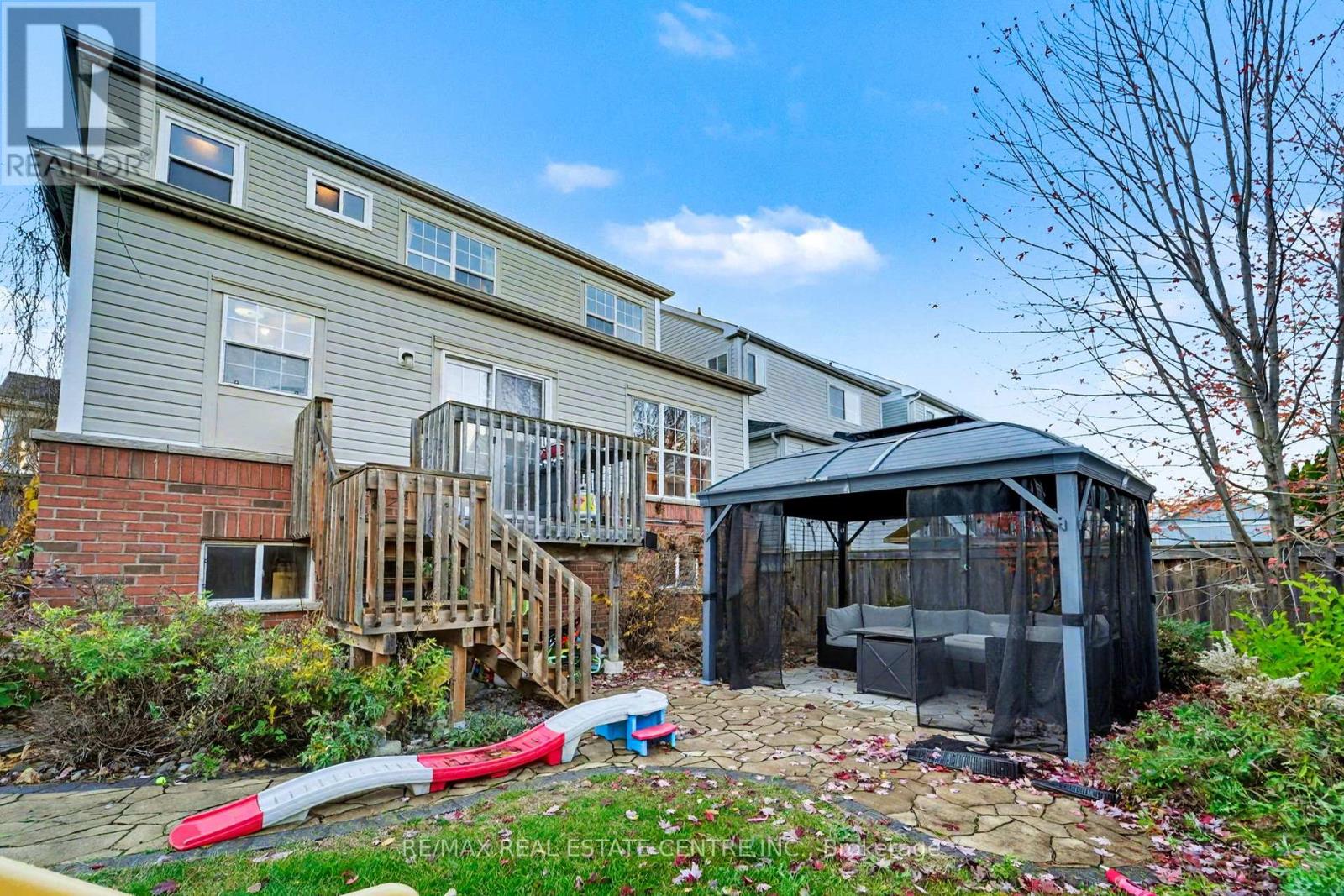 56 Vanguard Drive, Whitby, Ontario  L1M 2N8 - Photo 47 - E12543682