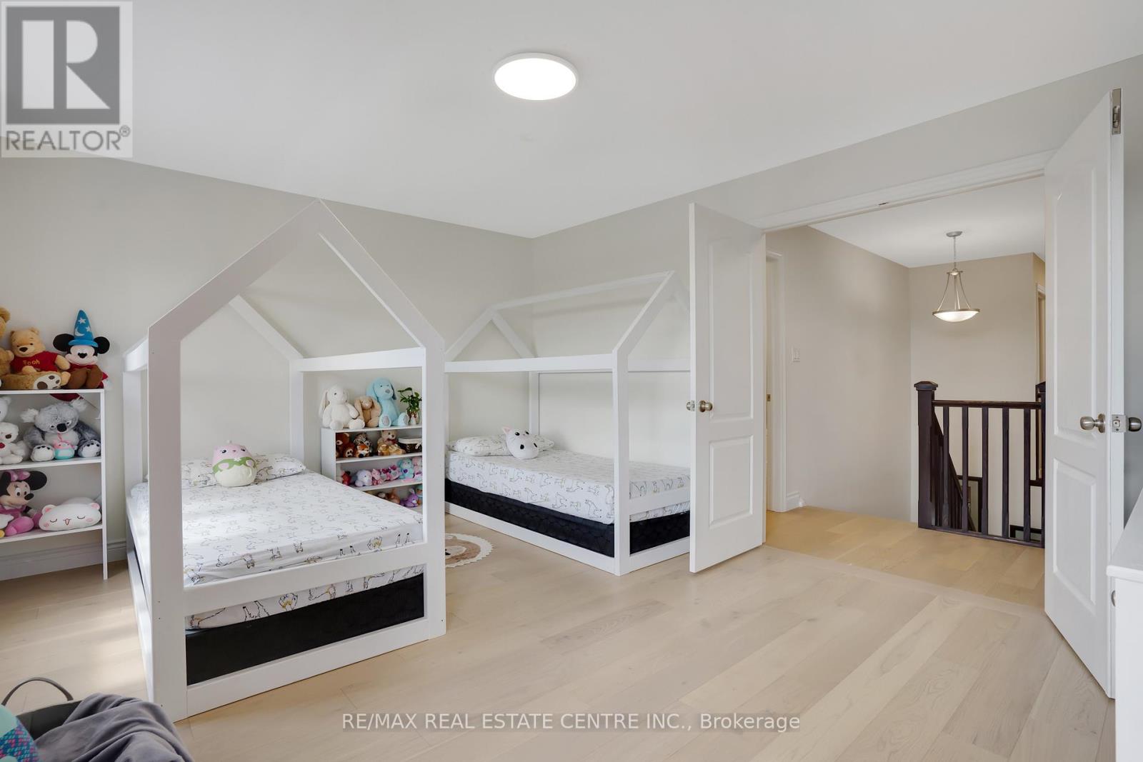 46 Stillwater Street, Kitchener, Ontario  N2A 0J1 - Photo 24 - X12542816