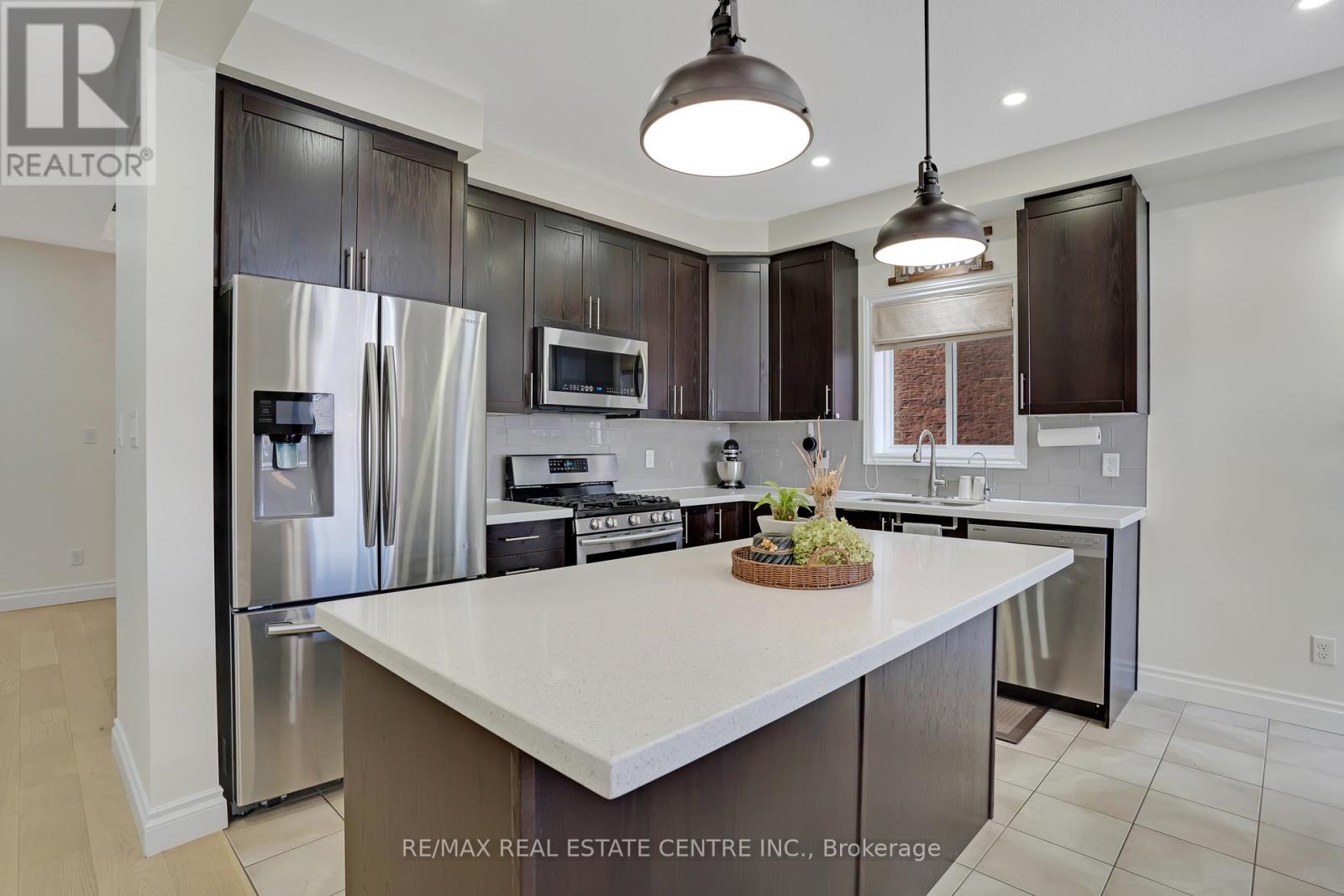 46 Stillwater Street, Kitchener, Ontario  N2A 0J1 - Photo 13 - X12542816