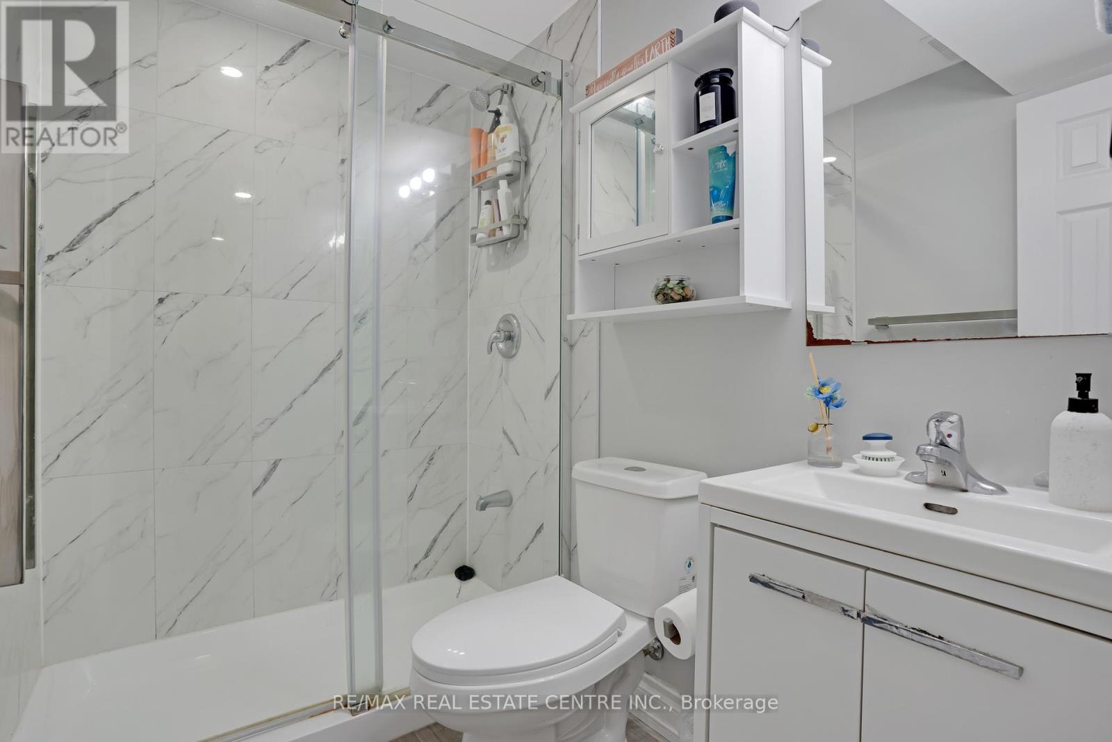 46 Stillwater Street, Kitchener, Ontario  N2A 0J1 - Photo 45 - X12542816