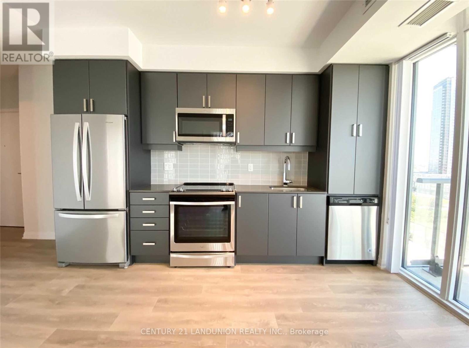 1106 - 7895 Jane Street, Vaughan, Ontario  L4K 2M7 - Photo 2 - N12543676