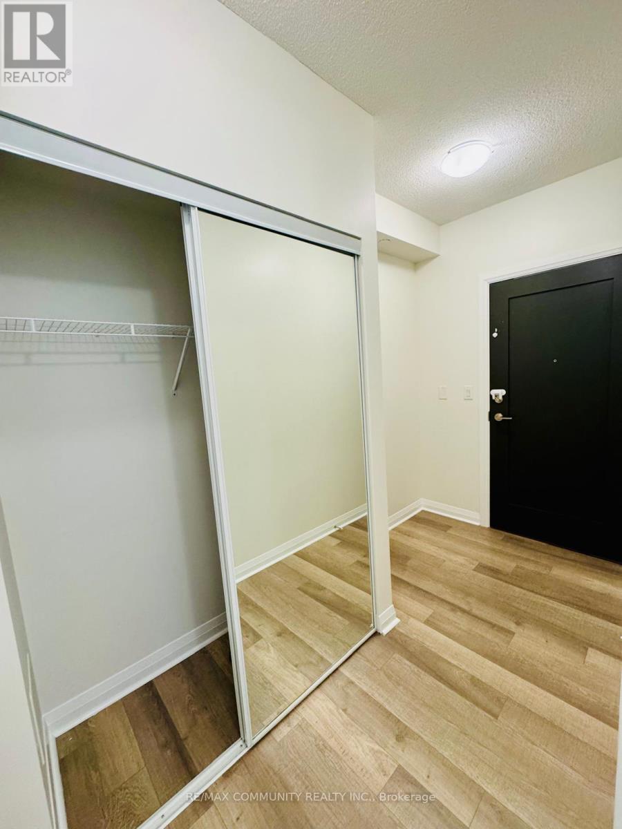 2002 - 5025 Four Springs Avenue, Mississauga, Ontario L5R 0G5 - Photo 12 - W12543678