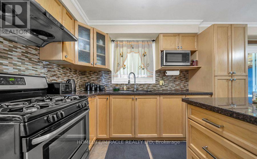 3337 Jolliffe Avenue, Mississauga, Ontario  L4T 1V6 - Photo 6 - W12543700