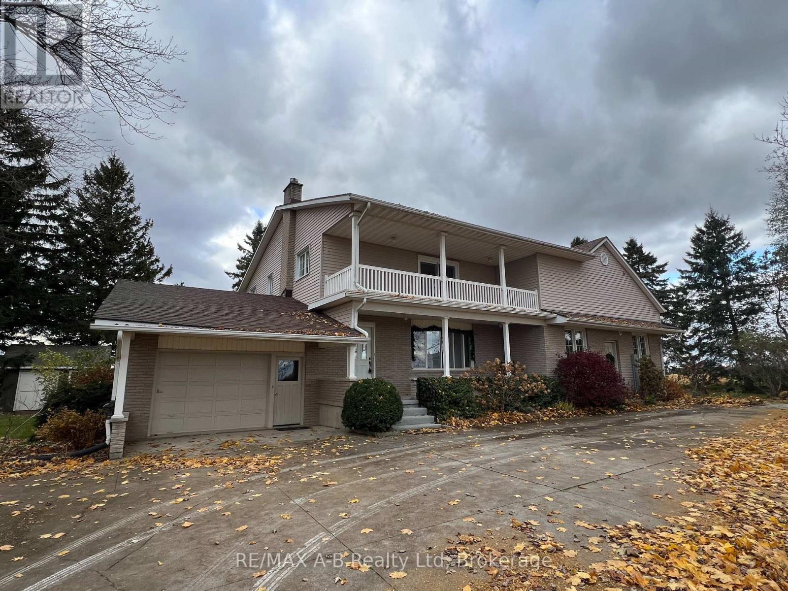 3498 Rd 109 Road, Perth East, Ontario  N0B 2R0 - Photo 3 - X12379974