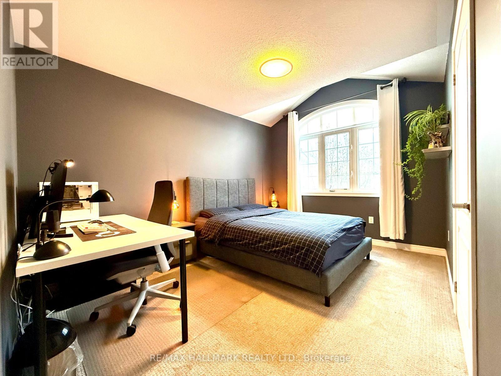 242 Karl Rose Trail, Newmarket, Ontario  L3X 3J2 - Photo 20 - N12542264