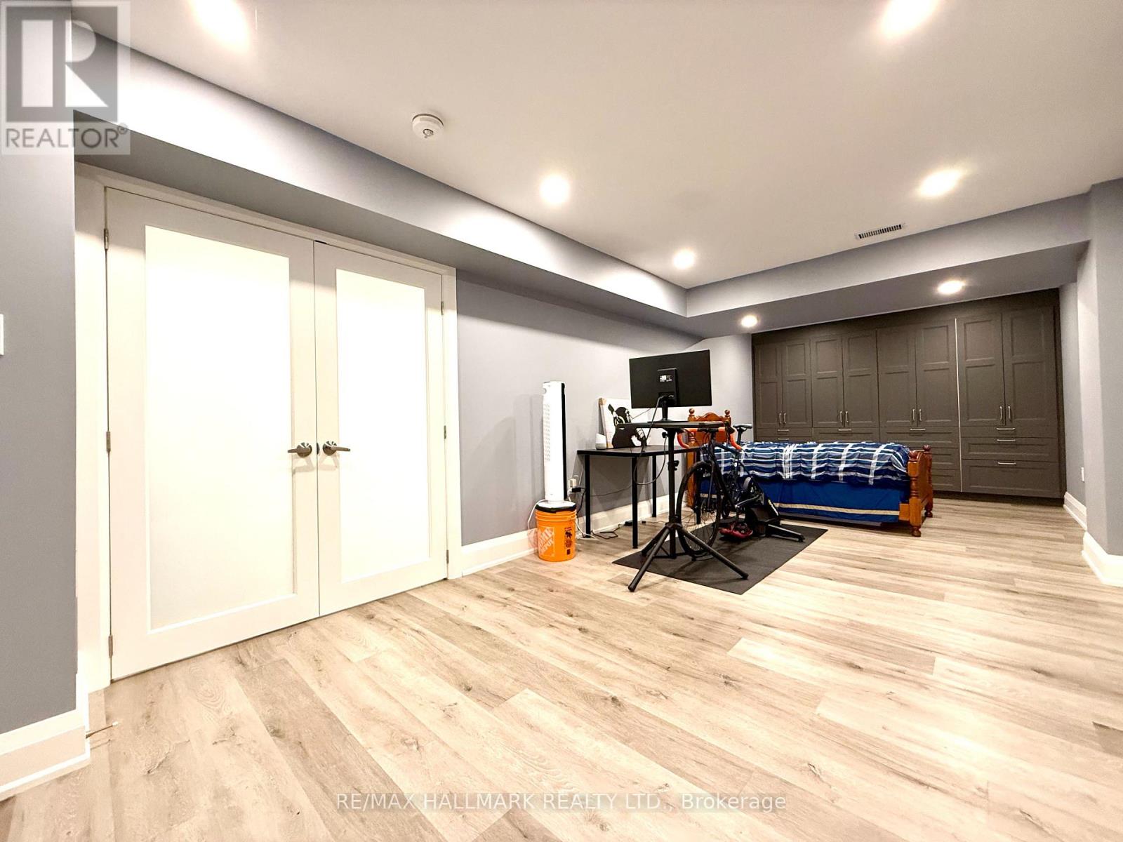 242 Karl Rose Trail, Newmarket, Ontario  L3X 3J2 - Photo 42 - N12542264