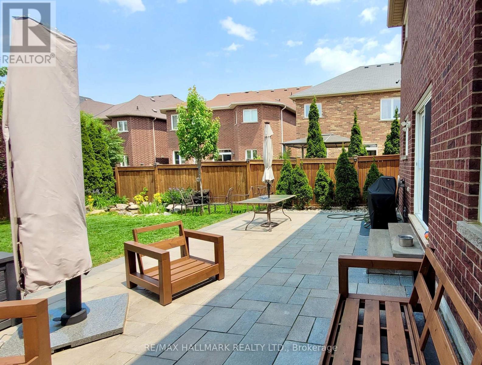 242 Karl Rose Trail, Newmarket, Ontario  L3X 3J2 - Photo 47 - N12542264