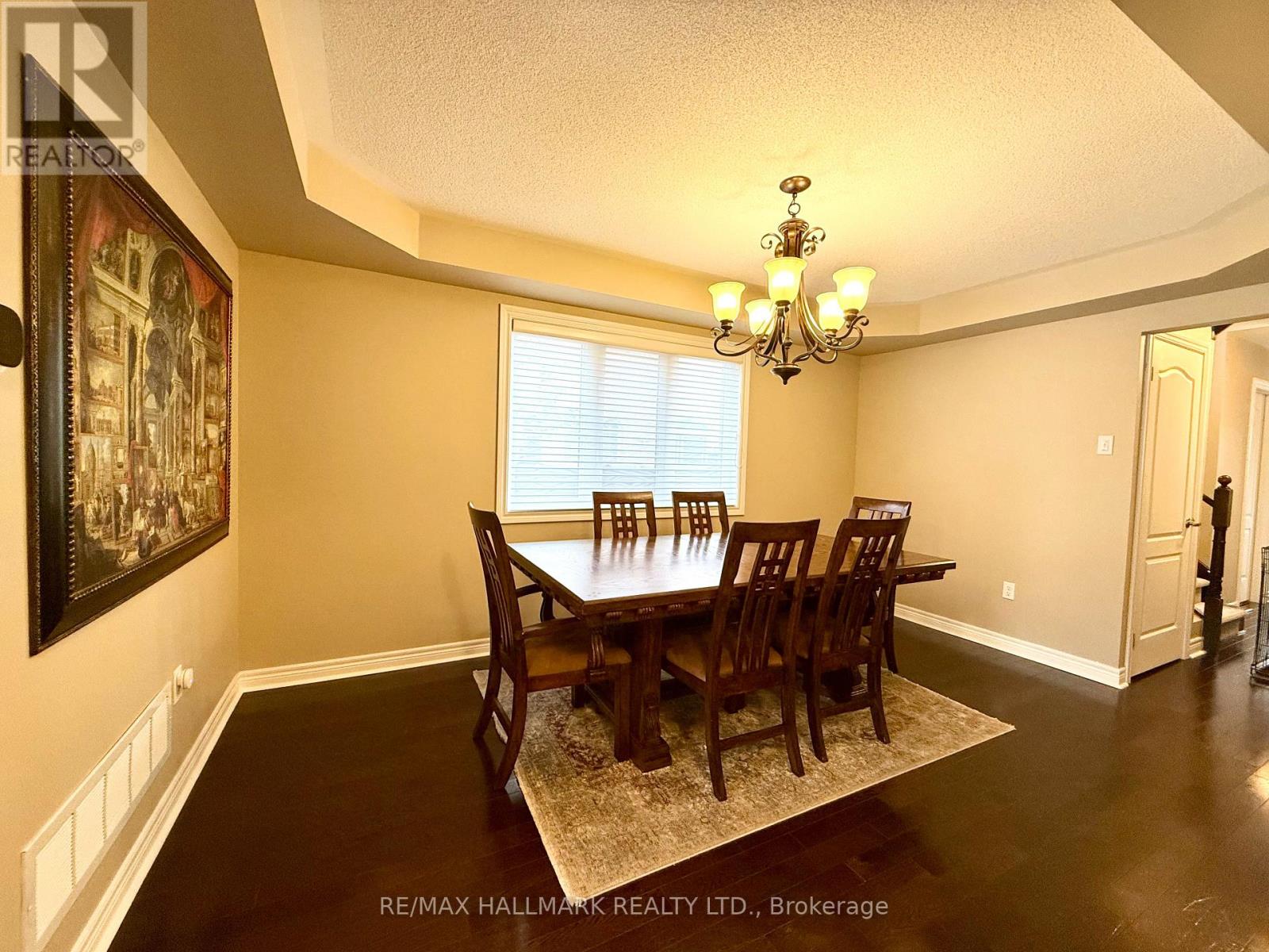 242 Karl Rose Trail, Newmarket, Ontario  L3X 3J2 - Photo 8 - N12542264