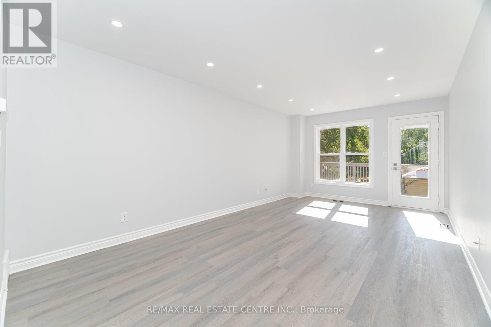 233b Vine Street, St. Catharines, Ontario  L2M 4S9 - Photo 14 - X12543650