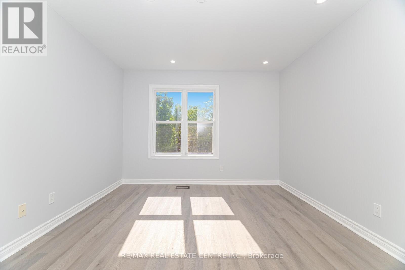 233b Vine Street, St. Catharines, Ontario  L2M 4S9 - Photo 20 - X12543650