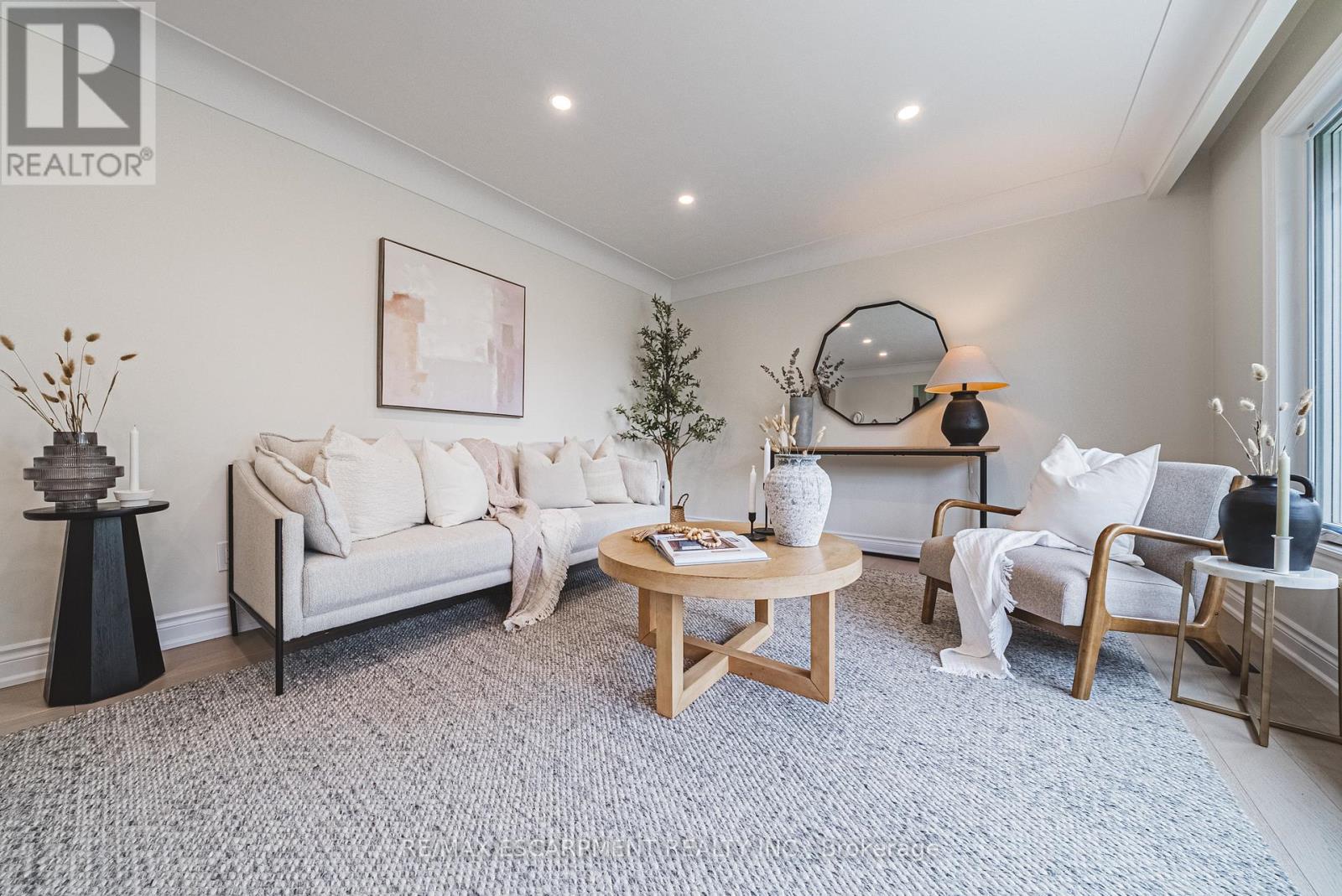 131 Welbourn Drive, Hamilton, Ontario L9A 3N5 - Photo 7 - X12543654