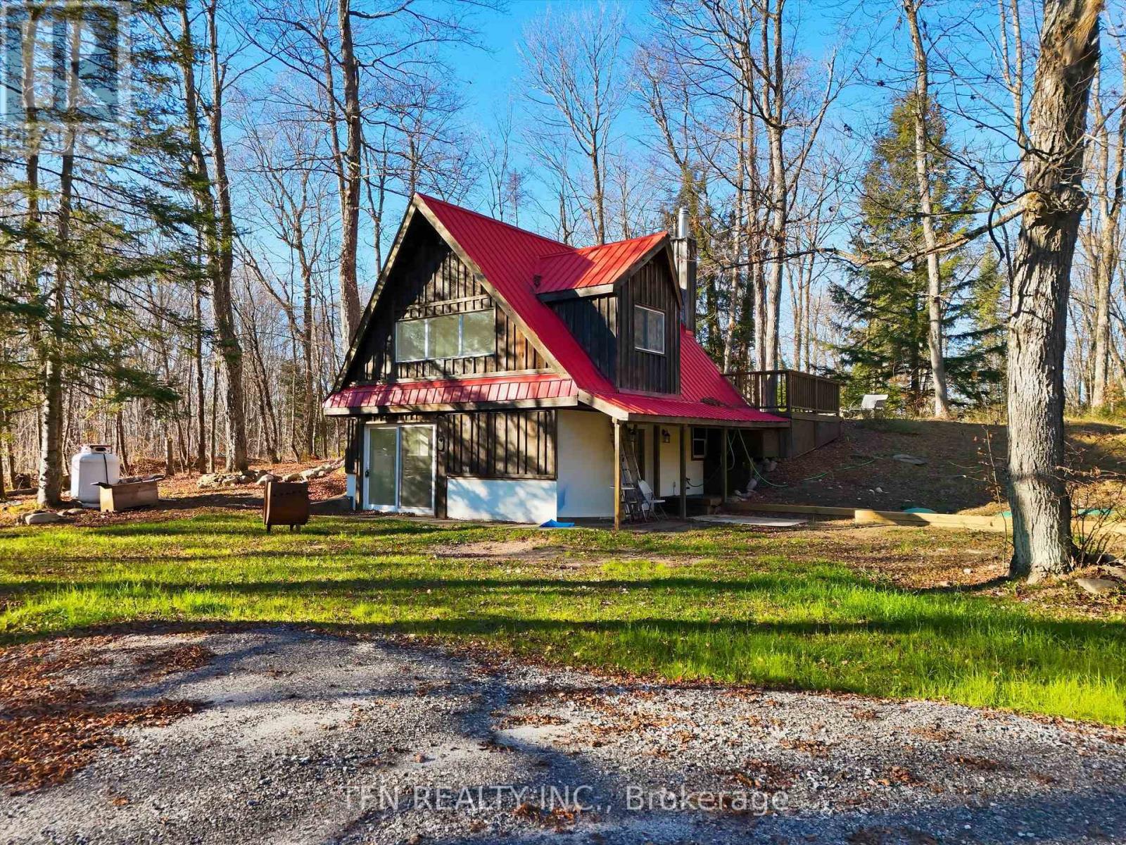 657 Relative Road, Armour, Ontario  P0A 1C0 - Photo 2 - X12543656