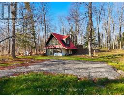 657 RELATIVE ROAD, Armour, Ontario