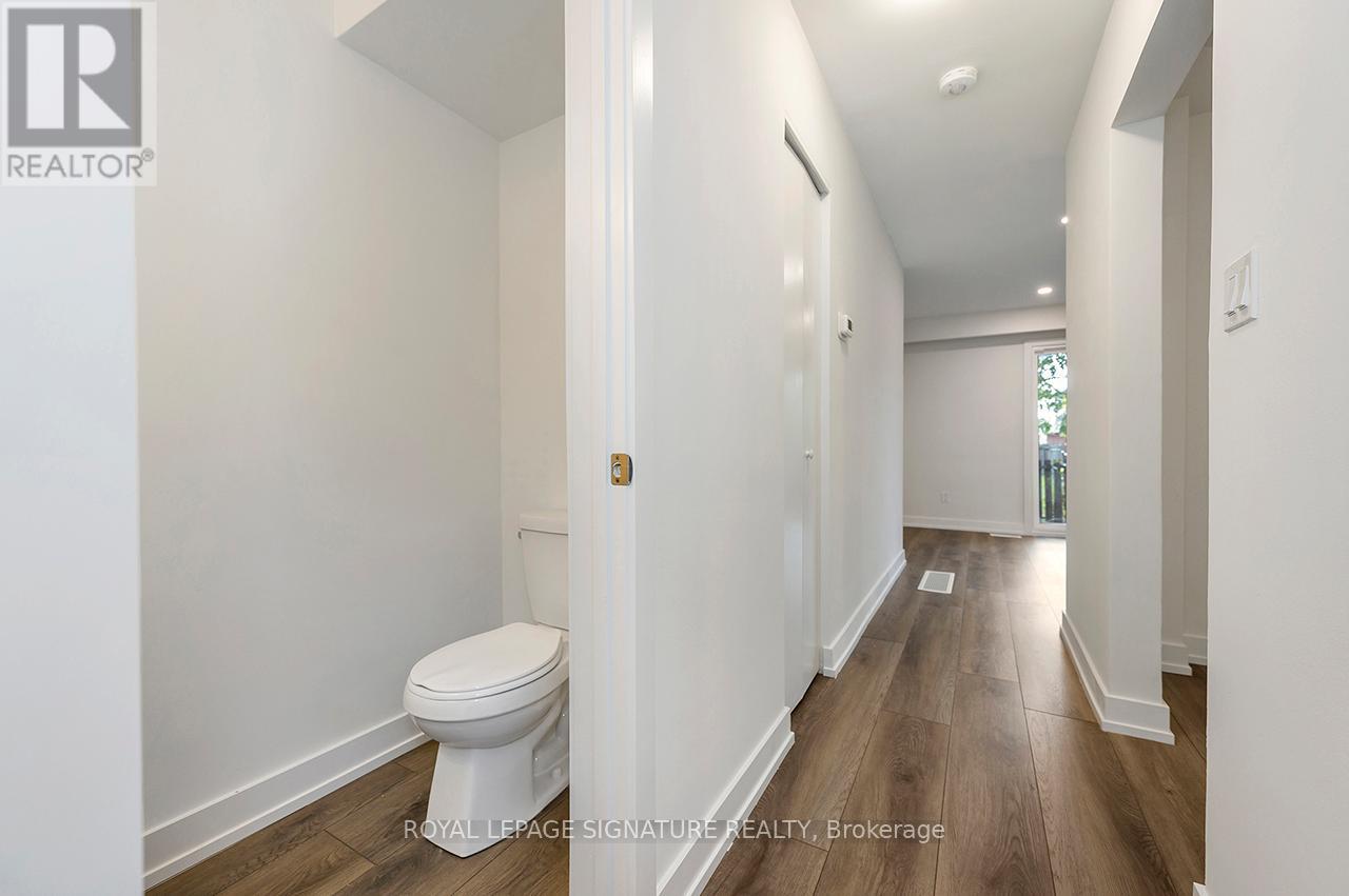 65 Woodman Drive N, Hamilton, Ontario  L8H 2M5 - Photo 5 - X12543664