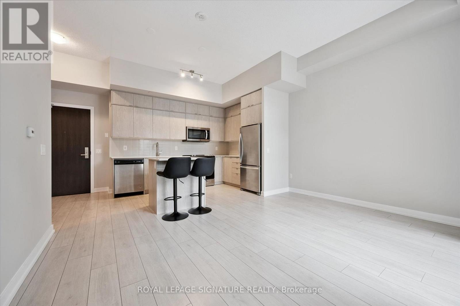 433 - 55 Duke Street W, Kitchener, Ontario N2H 0C9 - Photo 8 - X12543698