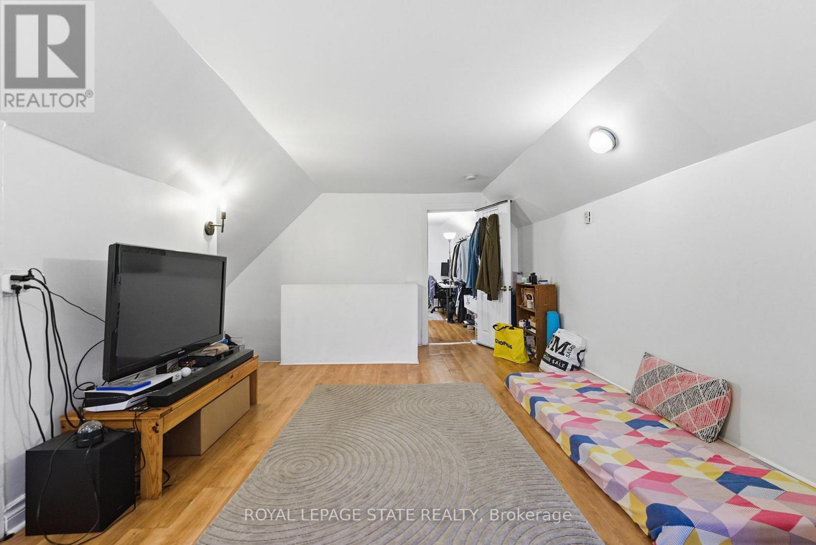 180 Emerald Street S, Hamilton, Ontario  L8N 2V7 - Photo 27 - X12543704