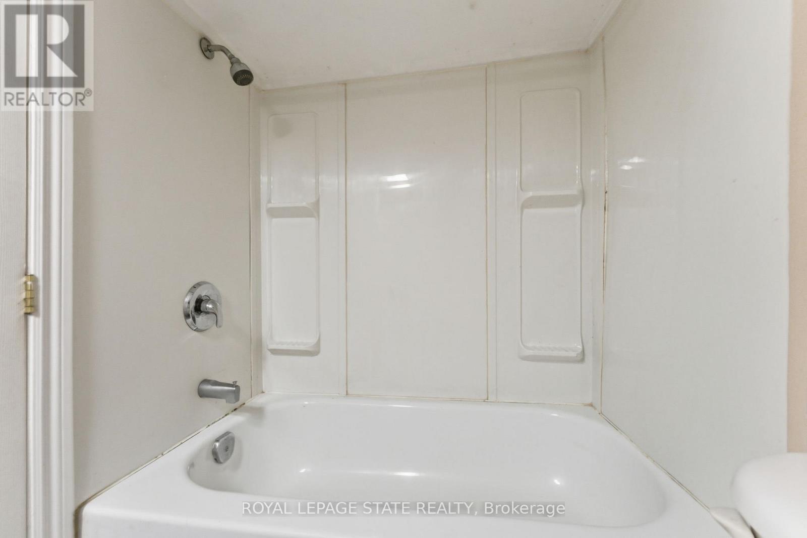 180 Emerald Street S, Hamilton, Ontario  L8N 2V7 - Photo 37 - X12543704