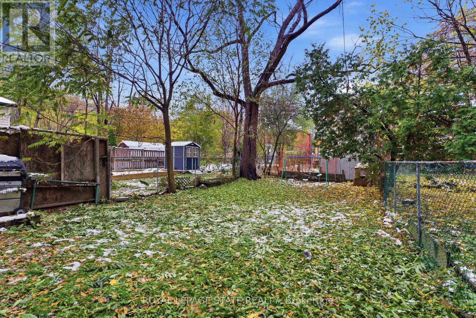 180 Emerald Street S, Hamilton, Ontario  L8N 2V7 - Photo 38 - X12543704