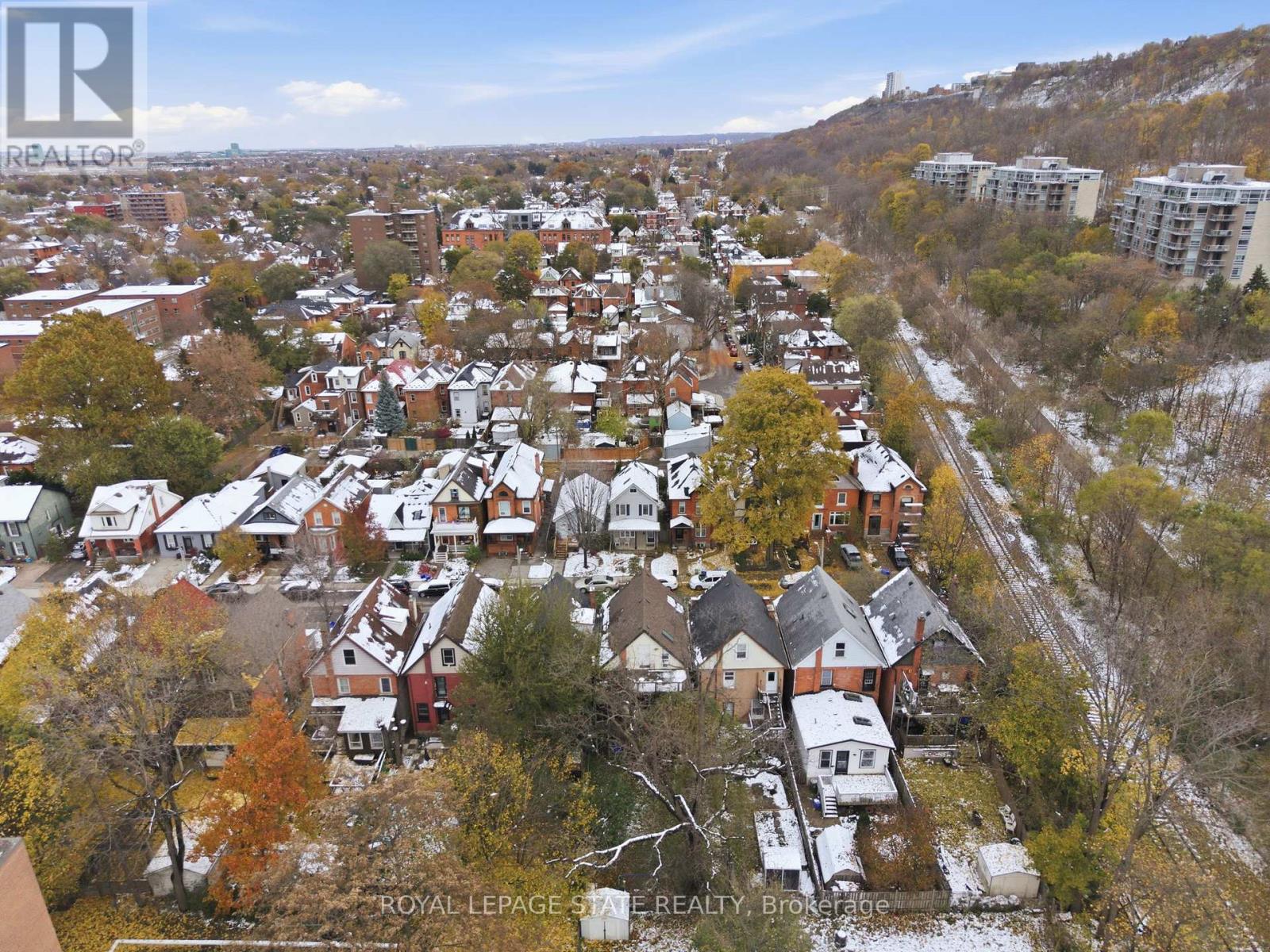 180 Emerald Street S, Hamilton, Ontario  L8N 2V7 - Photo 44 - X12543704