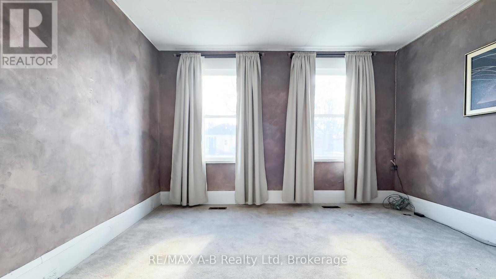 201 Jones Street W, St. Marys, Ontario  N4X 1A1 - Photo 15 - X12543716