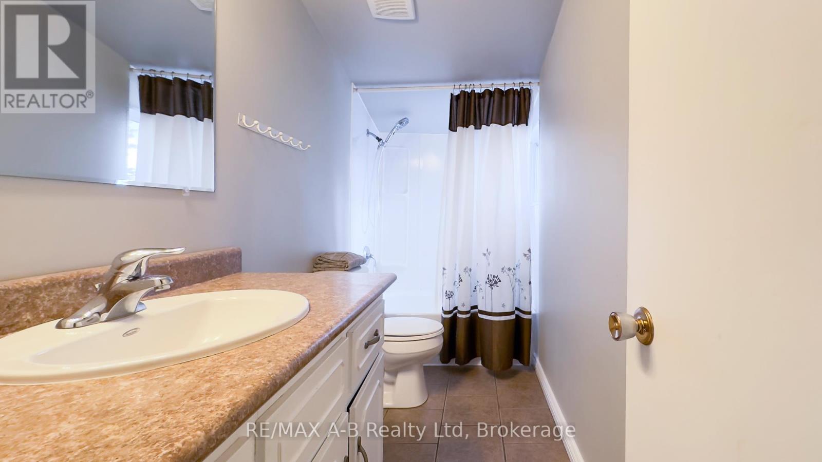 201 Jones Street W, St. Marys, Ontario  N4X 1A1 - Photo 19 - X12543716