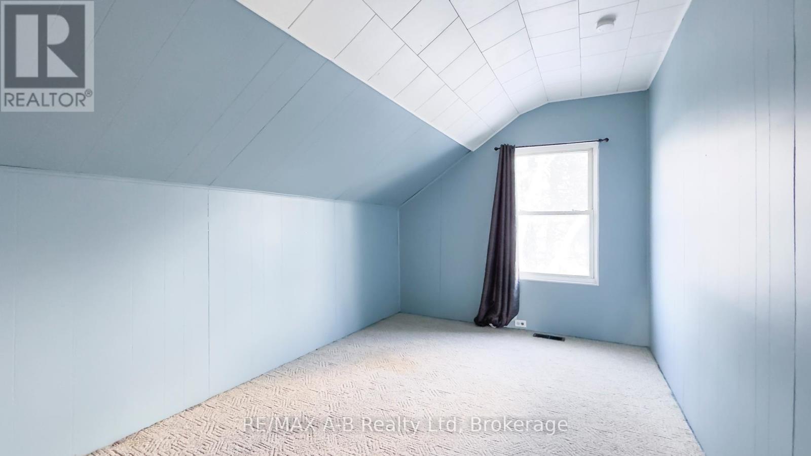 201 Jones Street W, St. Marys, Ontario  N4X 1A1 - Photo 23 - X12543716