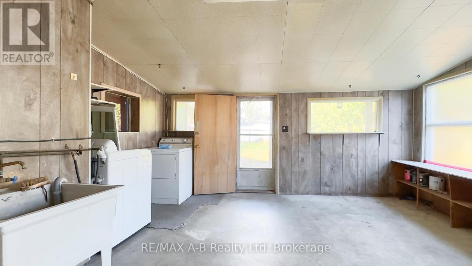 201 Jones Street W, St. Marys, Ontario  N4X 1A1 - Photo 25 - X12543716