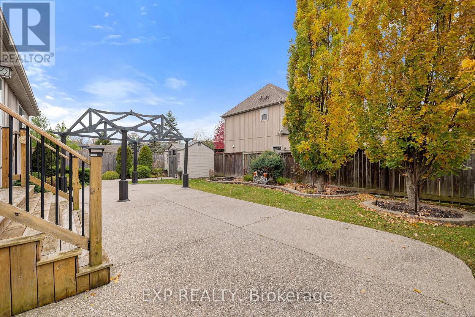 407 Barrington Court, Fort Erie, Ontario L0S 1N0 - Photo 34 - X12540354