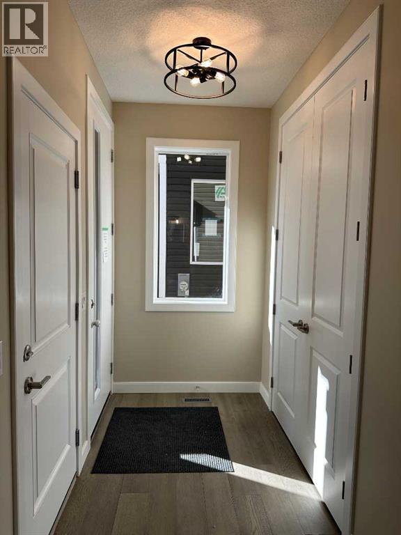 269 Waterford Way, Chestermere, Alberta  T1X 2Z9 - Photo 3 - A2267552