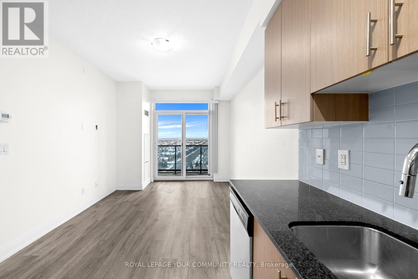 1609 - 3700 Highway 7 Road, Vaughan, Ontario  L4L 0G8 - Photo 11 - N12536050