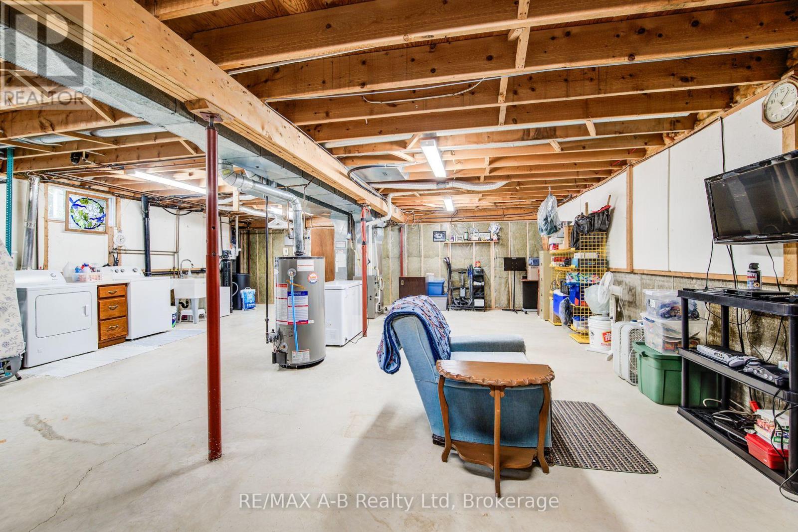 80 Queen Street, East Zorra-Tavistock, Ontario  N0B 2R0 - Photo 31 - X12373567