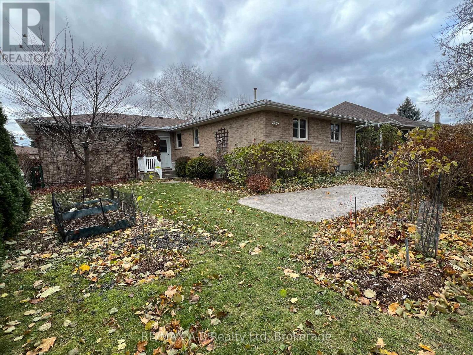 80 Queen Street, East Zorra-Tavistock, Ontario  N0B 2R0 - Photo 41 - X12373567