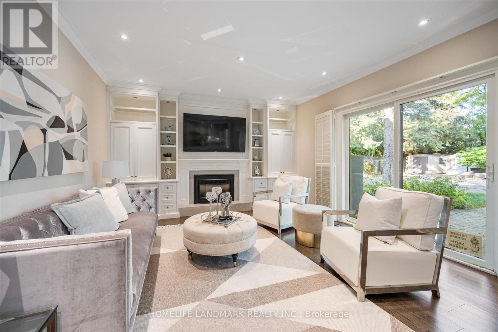 3 Old English Lane, Markham, Ontario  L3T 2T8 - Photo 19 - N12543720