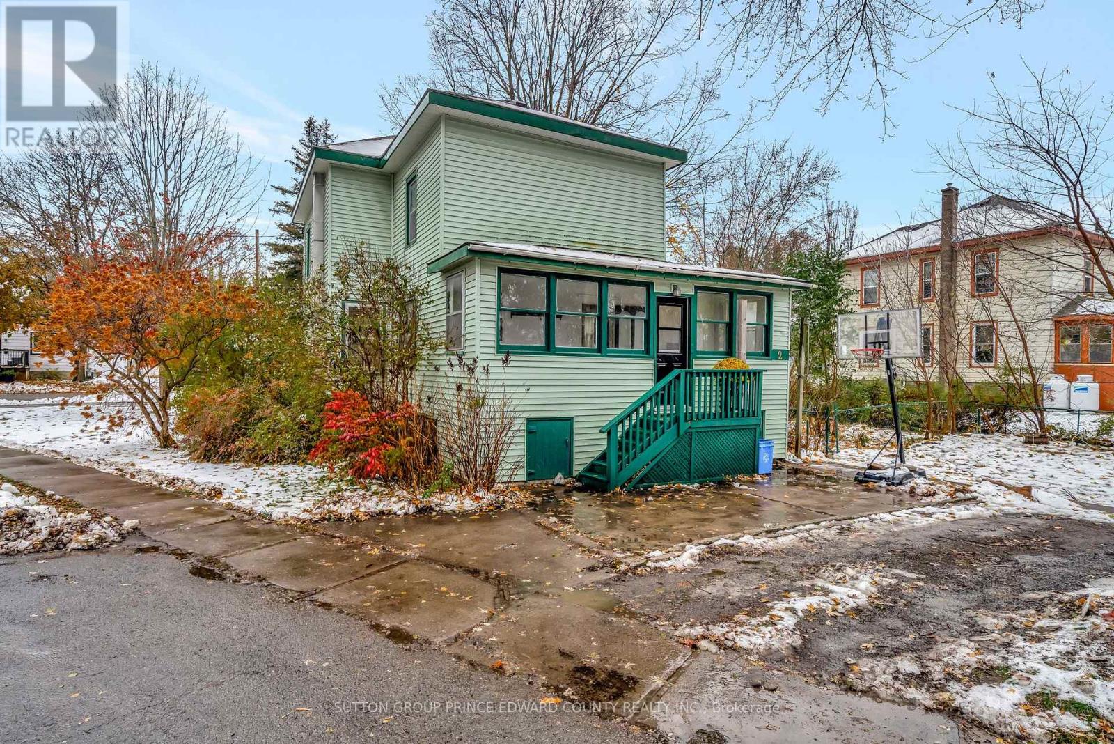 2 Queen Street E, Prince Edward County, Ontario  K0K 2T0 - Photo 49 - X12543738