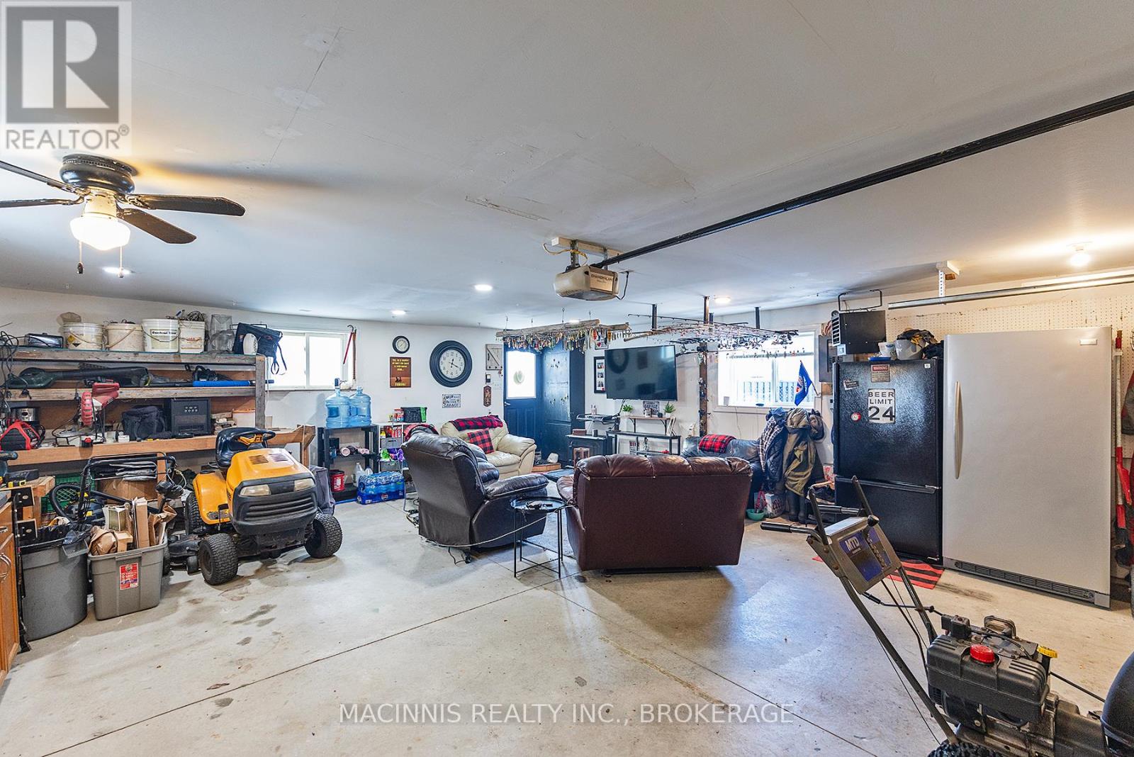 6196 Lakeview Drive, Frontenac, Ontario K0H 2W0 - Photo 13 - X12543752