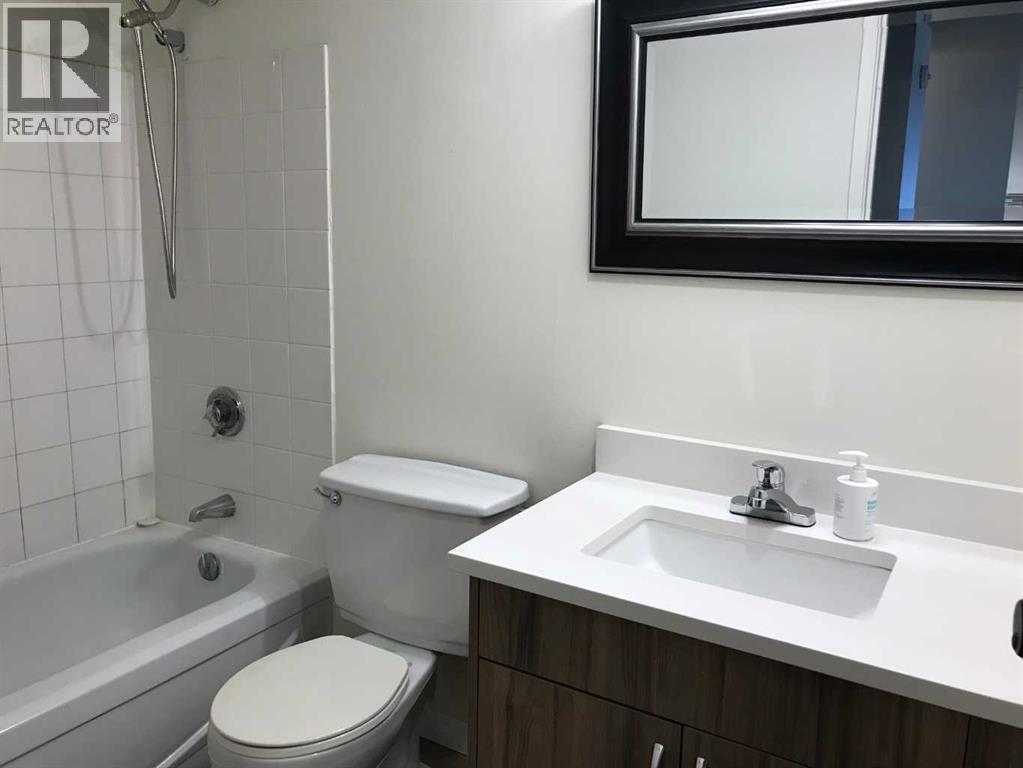 1704, 221 6 Avenue Se, Calgary, Alberta  T2G 4Z9 - Photo 7 - A2259889