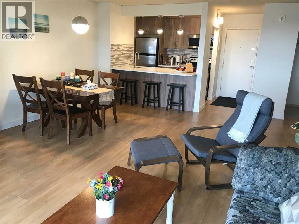 1704, 221 6 Avenue Se, Calgary, Alberta  T2G 4Z9 - Photo 2 - A2259889