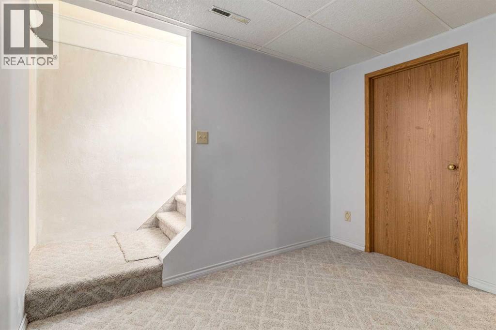 244 Maple Court Crescent Se, Calgary, Alberta  T2J 1V7 - Photo 23 - A2262442