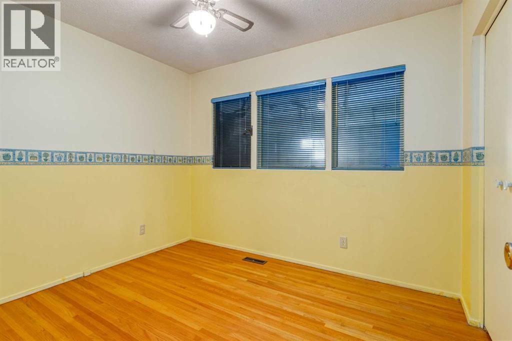 244 Maple Court Crescent Se, Calgary, Alberta  T2J 1V7 - Photo 19 - A2262442